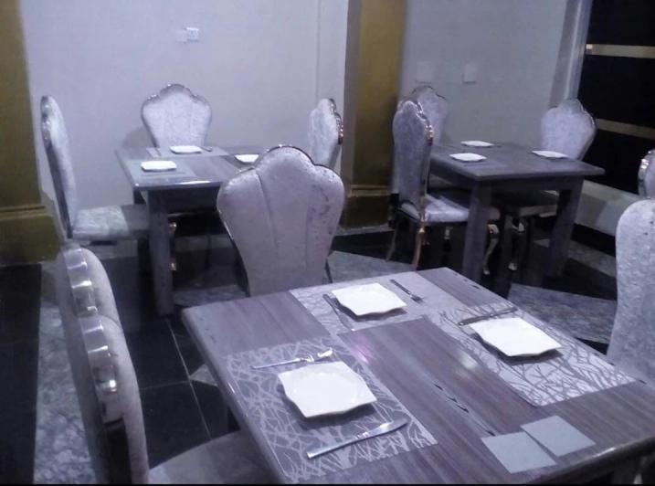 E-Suites Hotel, อาบูจา ภายนอก รูปภาพ